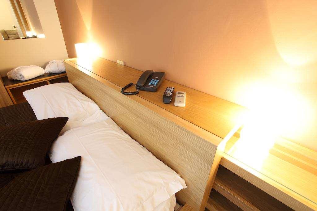 Hotel Del Viale Agrigento Habitación foto